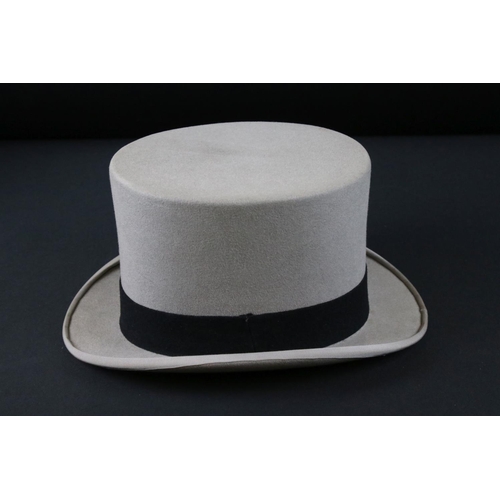 422 - Grey ' Lincoln Bennett ' Top Hat (interior dimension 20cm x 16cm) together with Black Silk ' Henry H... 