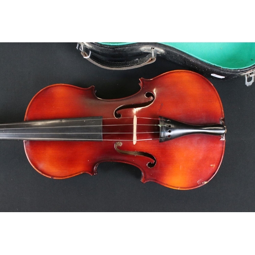 429 - Cased ' Lark ' Violin with bow together with Boxed Soprano Ukulele