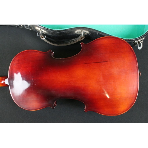 429 - Cased ' Lark ' Violin with bow together with Boxed Soprano Ukulele