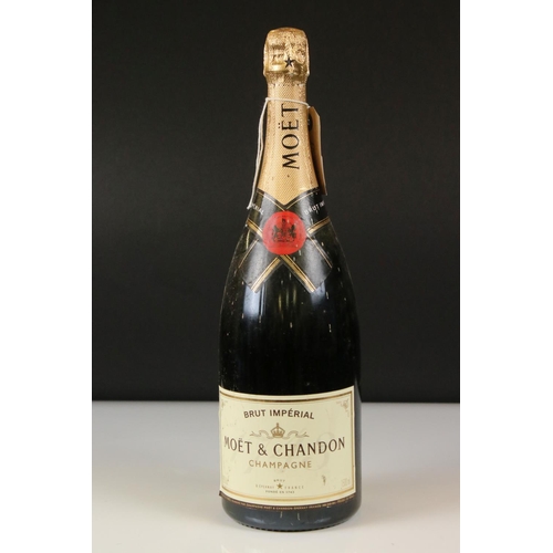 448 - Champagne - Moet & Chandon Brut, NV, magnum, 1B