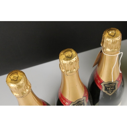 451 - Champagne - Bollinger Special Cuvee Brut NV, 6 B