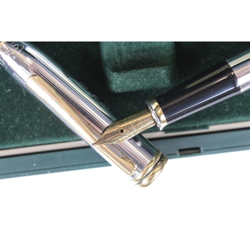 190 - Two fountain pens to include a Parker example together with two Aerograph air brushing pens.