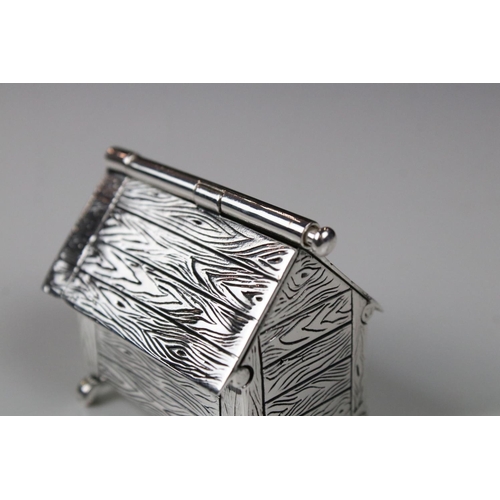 229 - Unusual silver plated vesta case in the form of a dog kennel