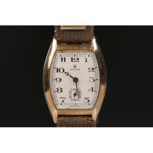 296 - A fully hallmarked 9ct gold cased gents watch with white dial marked Rolex with Rotary movement