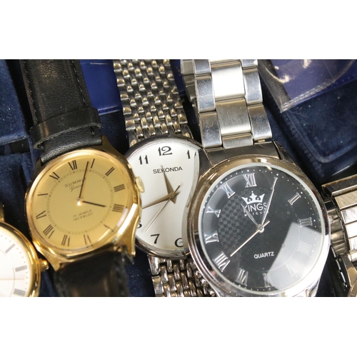 311 - A collection of eight gents wristwatches to include Bulova, Summit, Sekonda, Garrard and Regent exam... 