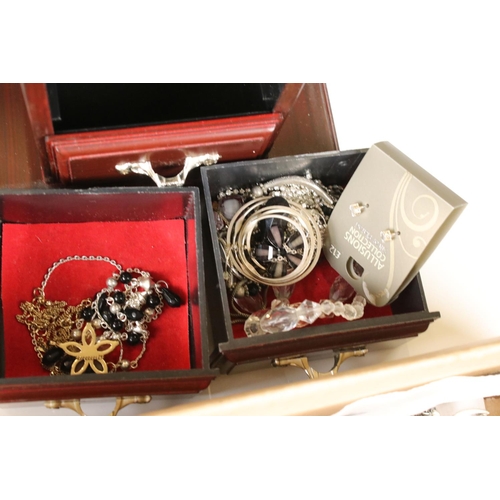 331 - A large mixed collection of vintage and contemporary costume jewellery to include silver examples.