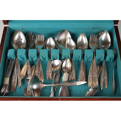 332 - Two wooden cased sets of cutlery to include a fish knife and fork set.