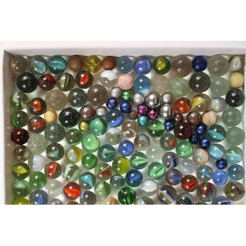 336 - A small box of mixed collectables to include marbles, tea cards to include loose and mounted example... 