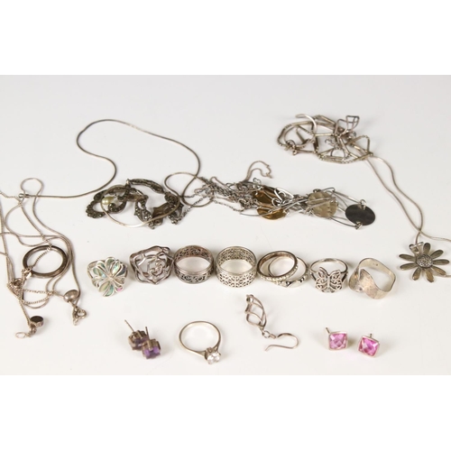 368 - Collection of silver jewellery, to include rings, chains, earrings etc