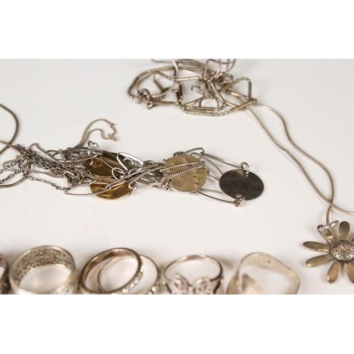 368 - Collection of silver jewellery, to include rings, chains, earrings etc