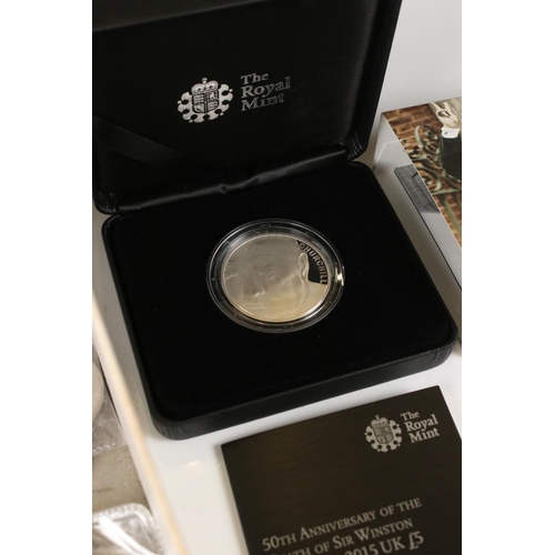 370 - A collection of British commemorative crown coins together with a 2015 Sir Winston Churchill silver ... 