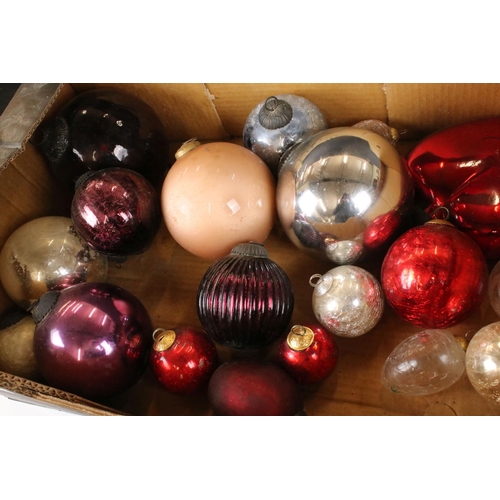 456 - A collection of Victorian glass Christmas tree baubles to include coloured and ribbed examples toget... 