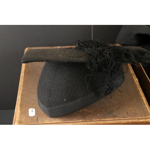 478 - Early 20th century Ede & Ravenscroft Ltd Academics Outfit comprising a Mortar Board, size 6 7/8 and ... 