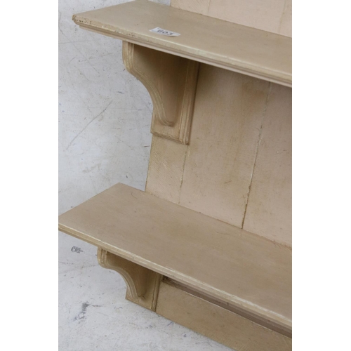 603 - Pine Painted kitchen hanging shelves, 59cm wide x 72cm high