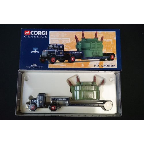 1109 - Eight boxed Corgi Pickfords diecast models to include 17904, CC10202, CC11401, 16702, 30501, 16704, ... 