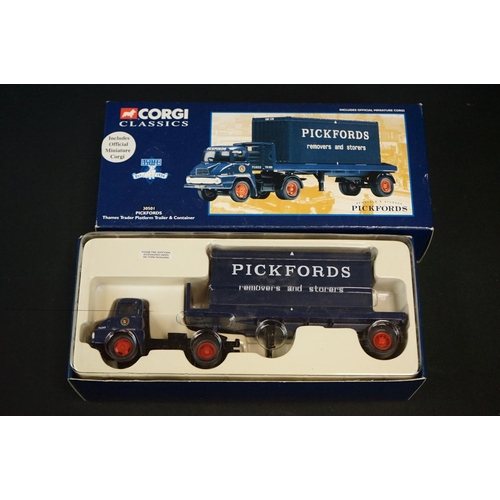 1109 - Eight boxed Corgi Pickfords diecast models to include 17904, CC10202, CC11401, 16702, 30501, 16704, ... 