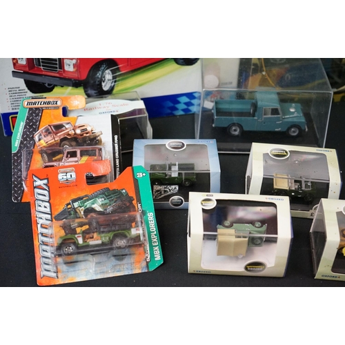 1116 - 36 Boxed / cased diecast models to include 12 x Oxford Diecast (2 x Oxford Roadshow, 2 x 1:76 Railwa... 