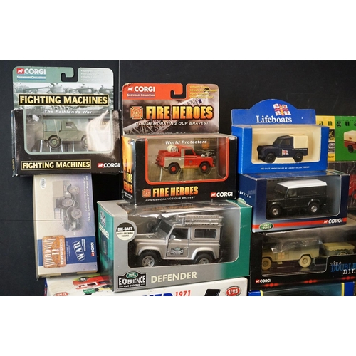 1116 - 36 Boxed / cased diecast models to include 12 x Oxford Diecast (2 x Oxford Roadshow, 2 x 1:76 Railwa... 