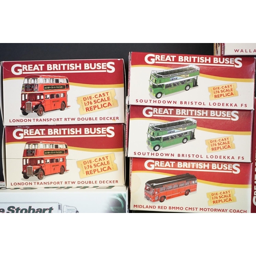 1126 - 27 Boxed Atlas Editions diecast models to include 10 x Great British Buses, 11 x Classic Coaches Col... 