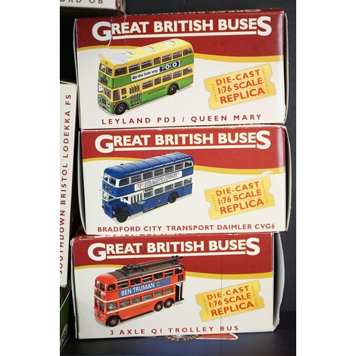 1126 - 27 Boxed Atlas Editions diecast models to include 10 x Great British Buses, 11 x Classic Coaches Col... 