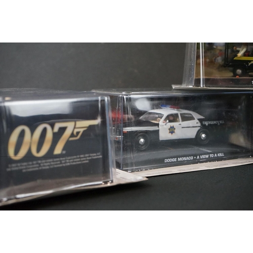 1136 - Around 30 boxed Fabbri James Bond 007 diecast models, ex