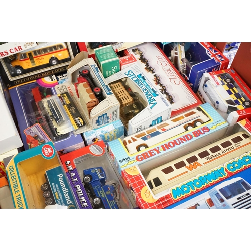 1137 - Over 45 Boxed diecast models to include 3 x ERTL Vintage Vehicles (1932 Ford Roadster, 1958 London T... 