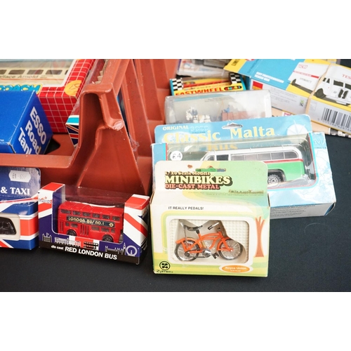 1137 - Over 45 Boxed diecast models to include 3 x ERTL Vintage Vehicles (1932 Ford Roadster, 1958 London T... 