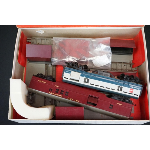 248 - Quantity of OO gauge model railway to include Hornby R759 Lord Westwood locomotive, Triang Princess ... 