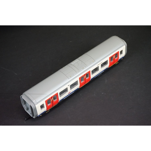 293 - Three boxed Bachmann London Underground S Stock Carriage models to include 2 x 35-995E  M2 Coach and... 