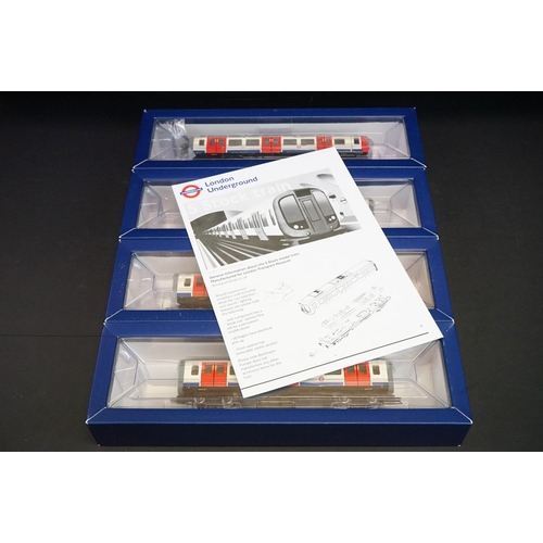 298 - Boxed Bachmann OO gauge 35-990B London Underground S Stock Motorised 4 Car Train Pack 21 DCC