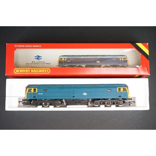 299 - Three boxed Hornby OO gauge locomotives to include R154 SR Loco Sir Dinadan, R084 BR Class 29 Diesel... 