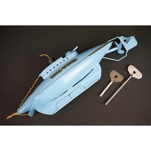 335 - Boxed Sutcliffe Model tinplate Unda Wunda clockwork diving submarine in pale blue, decals, paint and... 