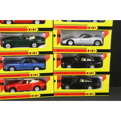 1289 - 31 Boxed Shell diecast models to include 17 x Classics Sportscar Collection, 8 x Ferrari Collezione ... 