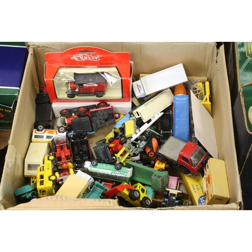 1294 - Collection of play worn diecast to include Lledo, Siku, Matchbox, Majorette, Corgi, etc, featuring E... 