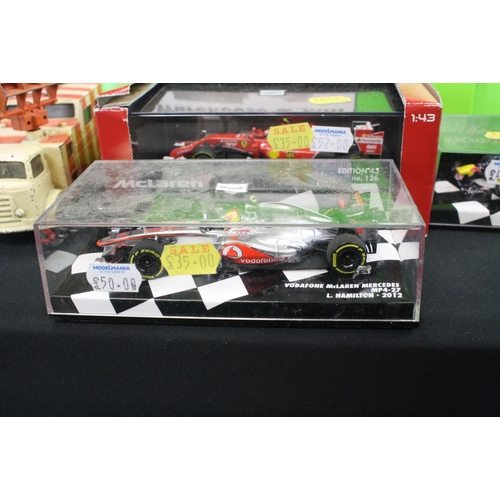 252 - Quantity of N gauge model railway accessories to include card trackside buildings, Graham Farish Sce... 