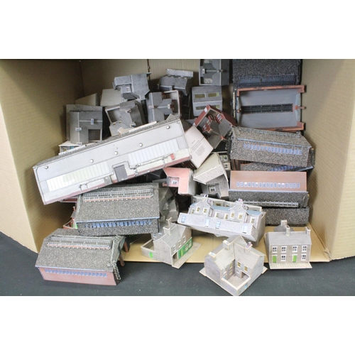 252 - Quantity of N gauge model railway accessories to include card trackside buildings, Graham Farish Sce... 