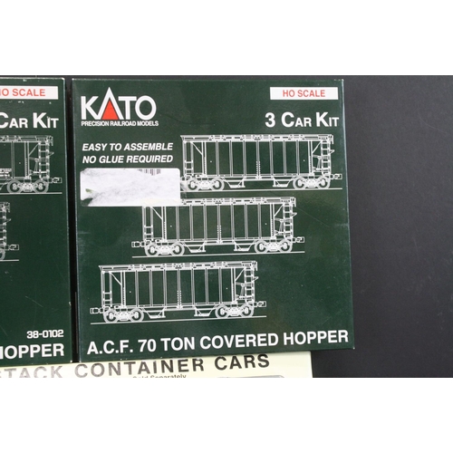 253 - Seven boxed HO gauge accessories to include 3 x Kato 3 Car Kits (38-0110 Rio Grande, 38-0103 St Loui... 