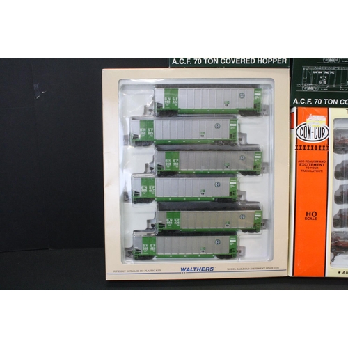 253 - Seven boxed HO gauge accessories to include 3 x Kato 3 Car Kits (38-0110 Rio Grande, 38-0103 St Loui... 