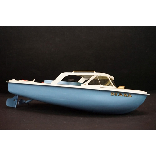 347 - Boxed Sutcliffe Special Ltd edn Diana tinplate Clockwork Cruiser model in blue & white, with key, mo... 