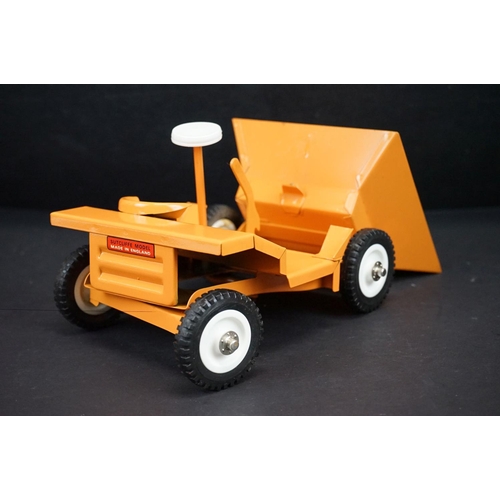 349 - Boxed Sutcliffe Model Trojan Dumper Steel Construction model in orange, ex