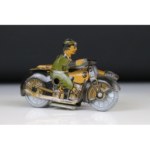 1332 - Mettoy tin plate clockwork AA Patrol motorbike with sidecar model, gd overall condition, with key