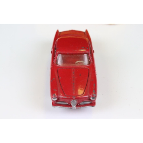 1333 - Two Boxed Dinky diecast models to include 24 M Volkswagen Karmann - Ghia (avec glaces) in red with b... 