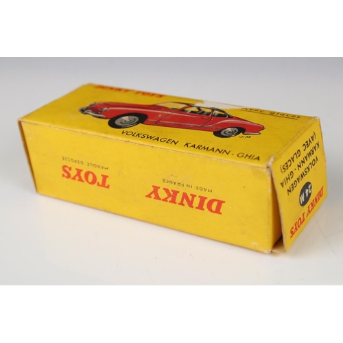 1333 - Two Boxed Dinky diecast models to include 24 M Volkswagen Karmann - Ghia (avec glaces) in red with b... 