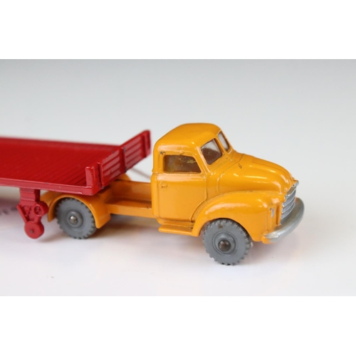 1337 - Two boxed Dinky Dublo diecast models to include 072 Bedford Articulated Flat Truck with yellow cab &... 