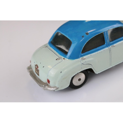 1340 - Boxed Corgi 202 Morris Cowley Saloon diecast model in two tone off white/blue colourway, blue outer ... 