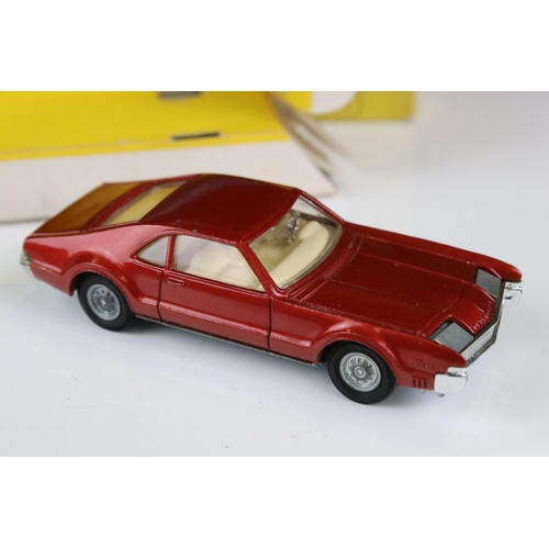 1357 - Two boxed Corgi diecast models to include 275 Rover 2000 TC in metallic green with brown interior an... 