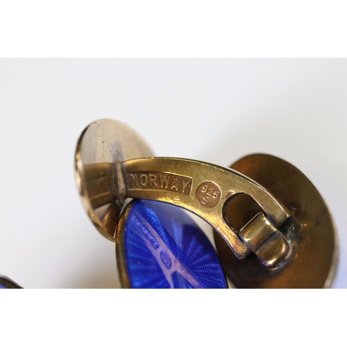 93 - David Andersen - Pair of  Norwegian Silver Gilt and Blue Guilloche Enamel Double-ended Oval Cufflink... 