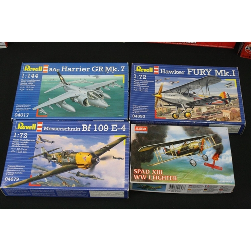 356 - 24 Boxed & unbuilt plastic model kits to include 15v x Airfix, 8 x Revell and 1 x Academy, features ... 