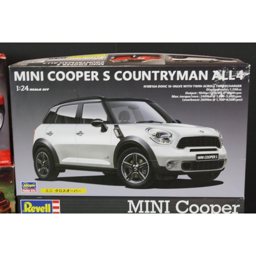 357 - Five boxed & unbuilt plastic model kits to include Hasegawa 1/24 Mini Cooper S Countryman ALL-4, 2 x... 