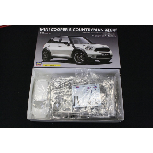 357 - Five boxed & unbuilt plastic model kits to include Hasegawa 1/24 Mini Cooper S Countryman ALL-4, 2 x... 